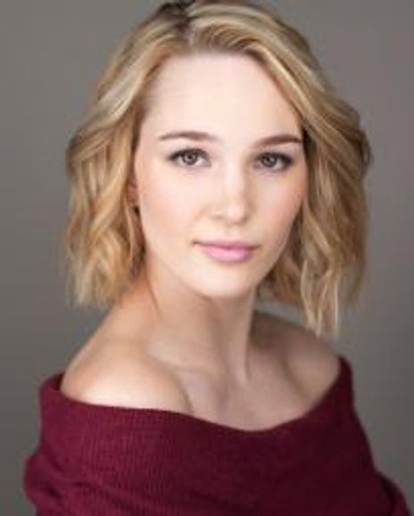 Genevieve Ellis Headshot