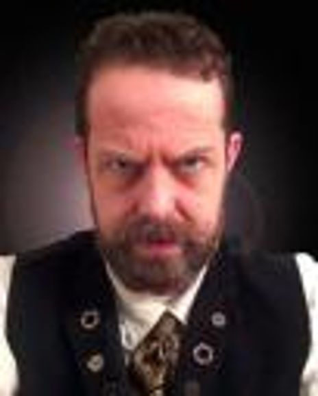 Ryan Metzger Headshot