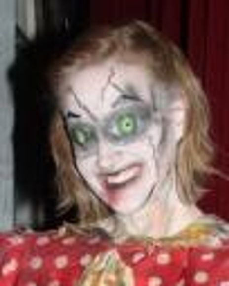 Karen Zondag Headshot