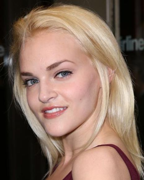 Madeline Brewer Headshot