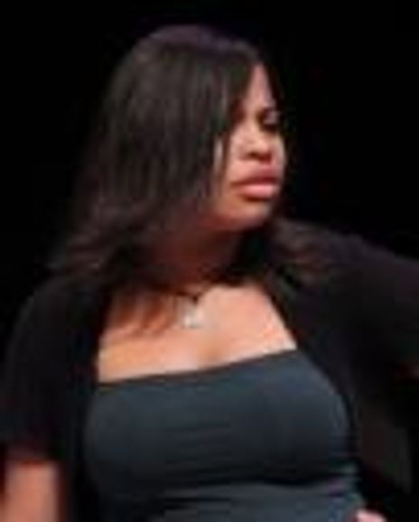 Nicole Julian Headshot