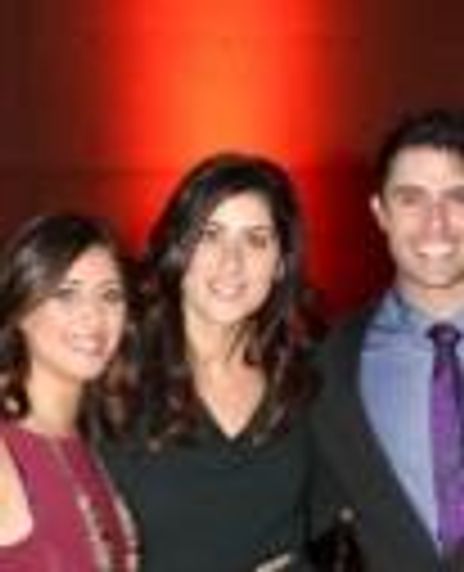 Lara Pasiamtzis Headshot