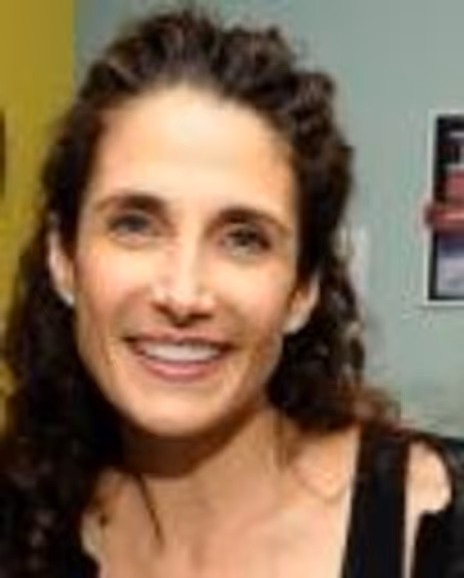 Melina Kanekeredes Headshot