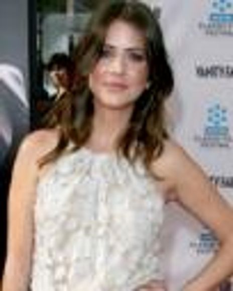 Julie Gonzalo Headshot