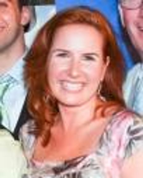 Denise Dickens Headshot