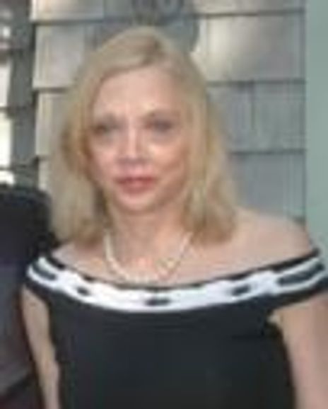 Dr. Barbara Kushman Headshot