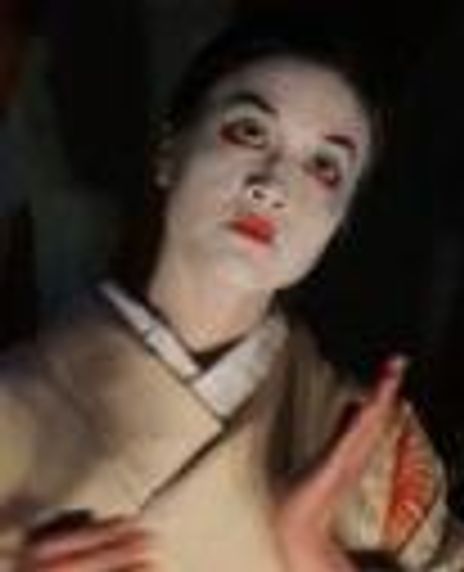 Thien-Kim Bui Headshot