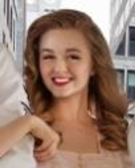 Emily Palmer Headshot