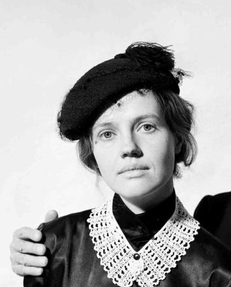 Anna Sinyakina Headshot