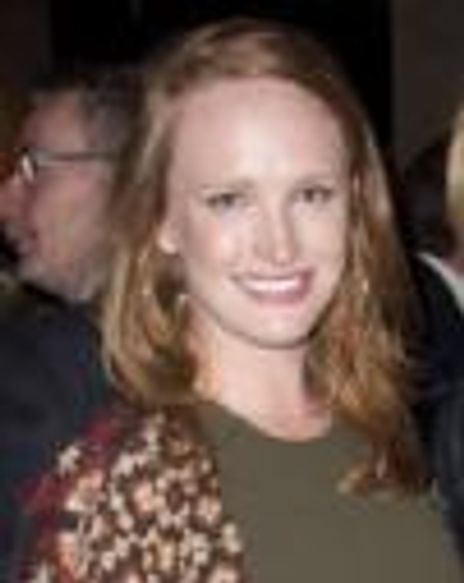 Annabel Topham Headshot