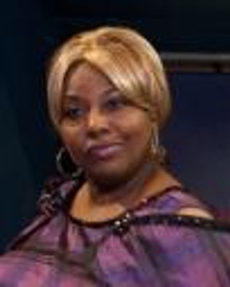 Nikki Bradley Headshot