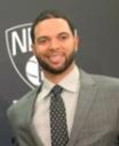 Deron Williams Headshot