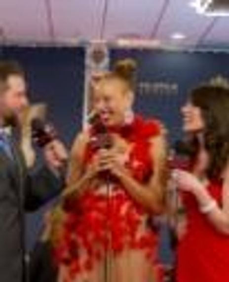 Lauren Hammersley Headshot