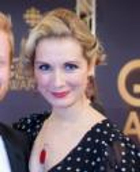 Natalie Lisinska Headshot