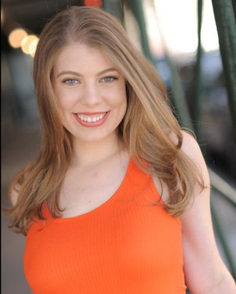 Leandra Ramm Headshot