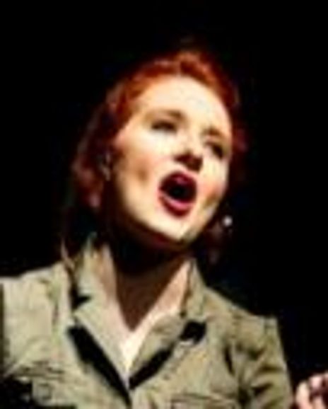 Nicole Unger Headshot