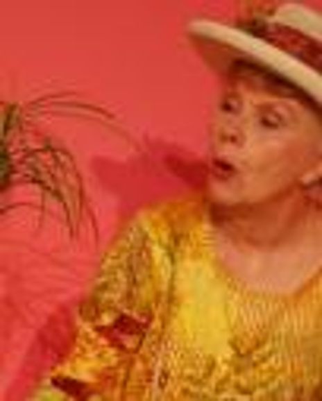 Serita Borgeas Headshot