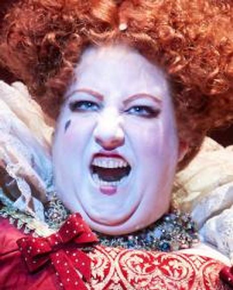 Susannah Van Den Headshot