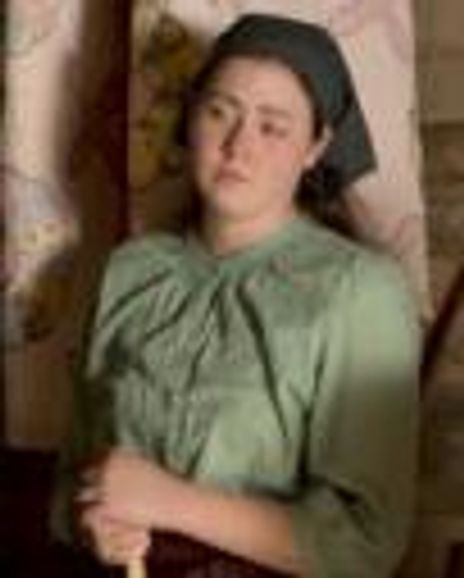 Hannah Herring Headshot