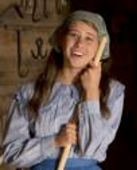 Katie Abbott Headshot