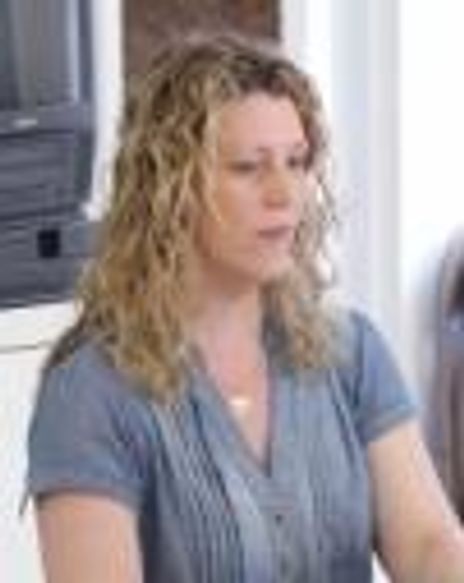 Valerie Sciarra Headshot