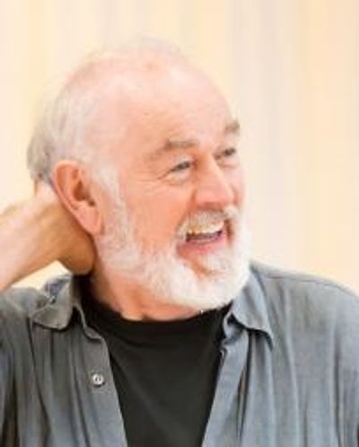Peter Egan Headshot