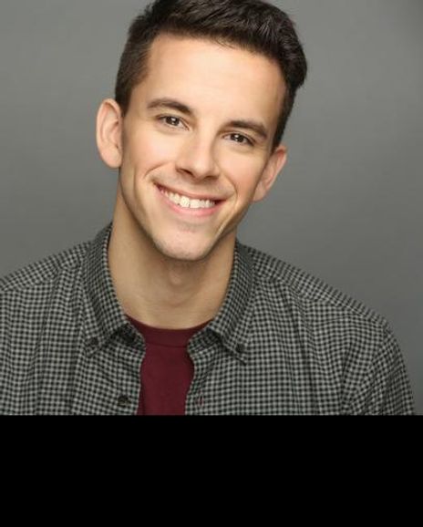 Chaz Wolcott Headshot