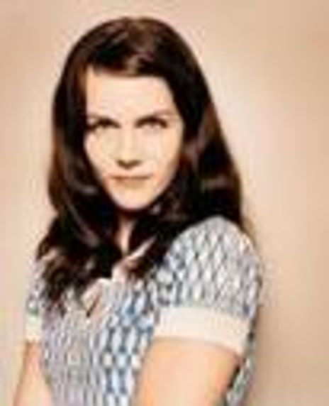 Anna Depenbusch Headshot