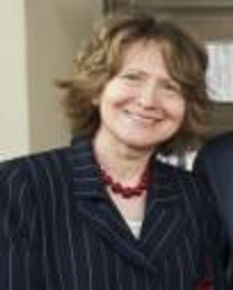 Laura Bisogniero Headshot