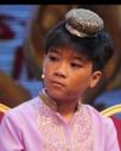 Anton Posadas Headshot