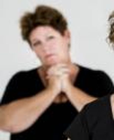 Laura Leininger Headshot