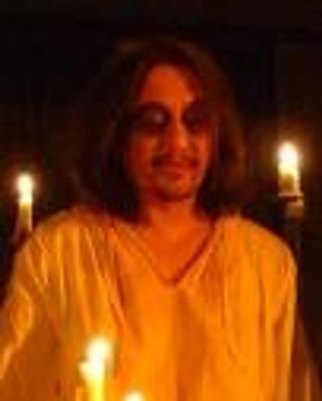 Teroy Guzman Headshot