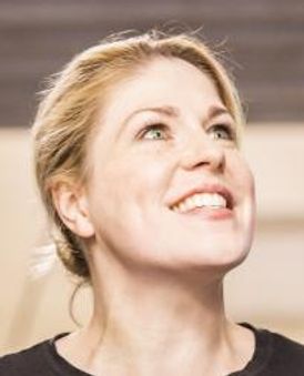 Tamsin Carroll Headshot