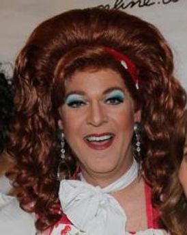 Dixie Longate Headshot