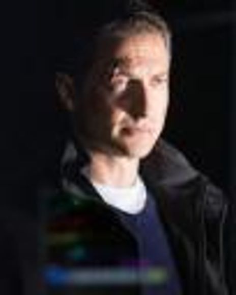 Sasha Roiz Headshot