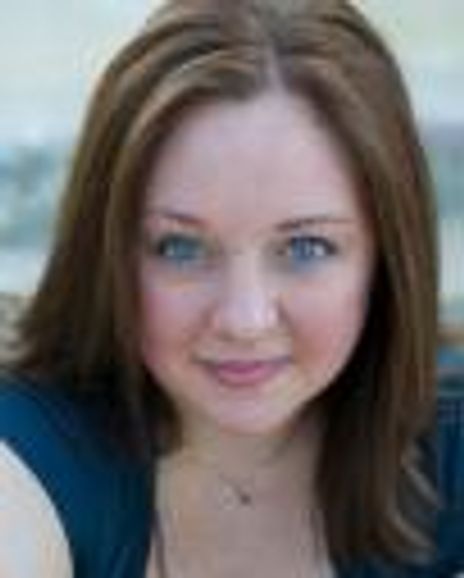 Sierra Kagen Headshot