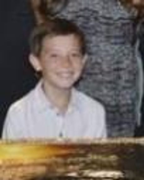 Griffin Gluck Headshot
