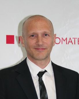 Peter Darling Headshot