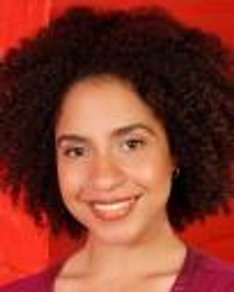 Lauren Foster Headshot