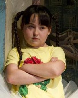 Millie Thornton Headshot