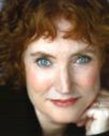 Caitlin O’Connell Headshot