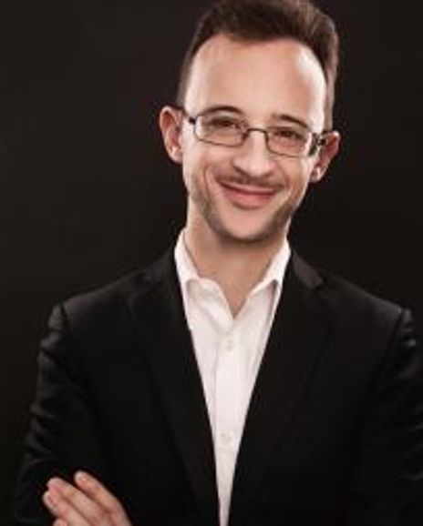 Jeremy Robin Lyons Headshot