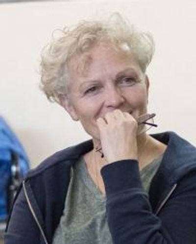 Joanne Howarth Headshot