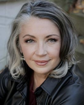 Paulette Oliva Headshot