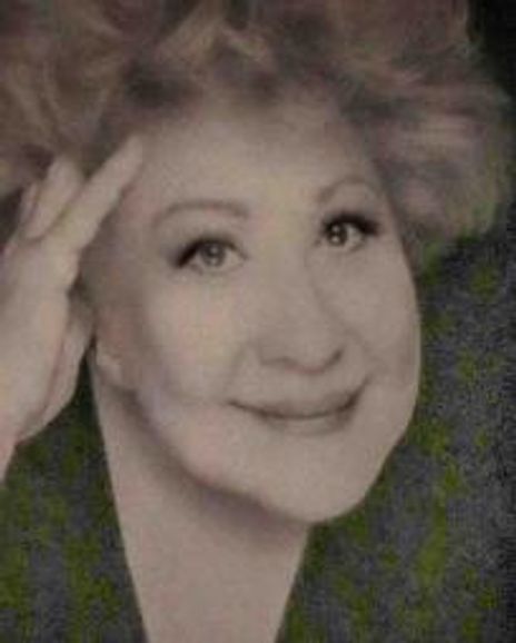 Sylvia Syms Headshot