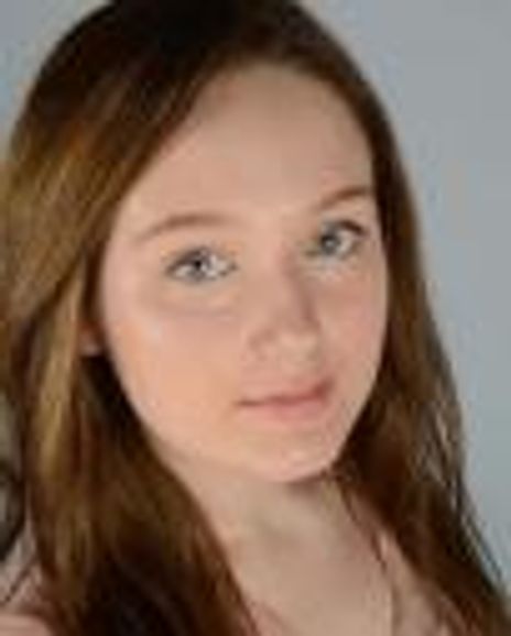 Victoria Jane Appleton Headshot