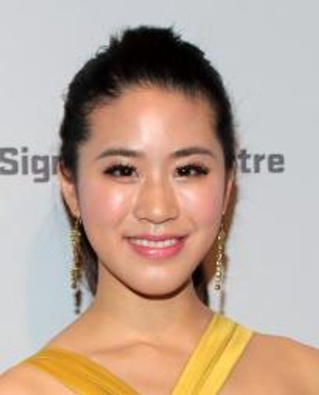 Lesley Hu Headshot