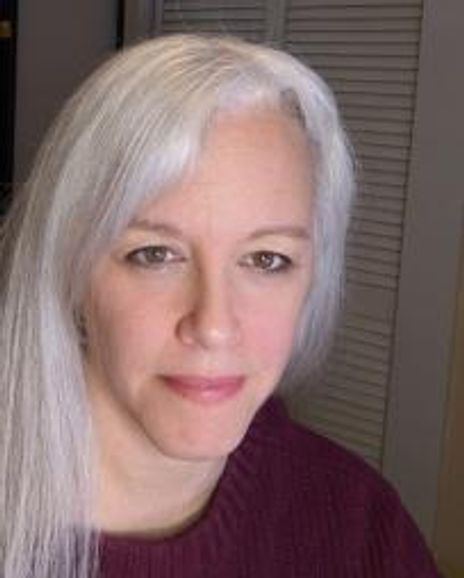 Laura J Axelrod Headshot