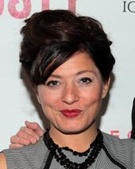 Leslie Brockett Headshot