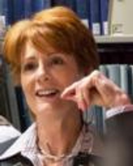 Rosina Reynolds Headshot